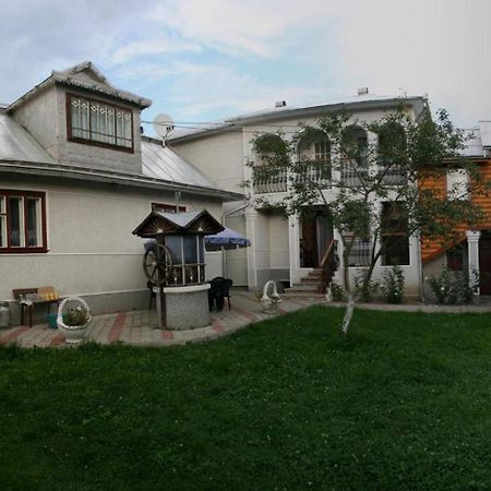 Guest House Perlyna Верховина Екстер'єр фото